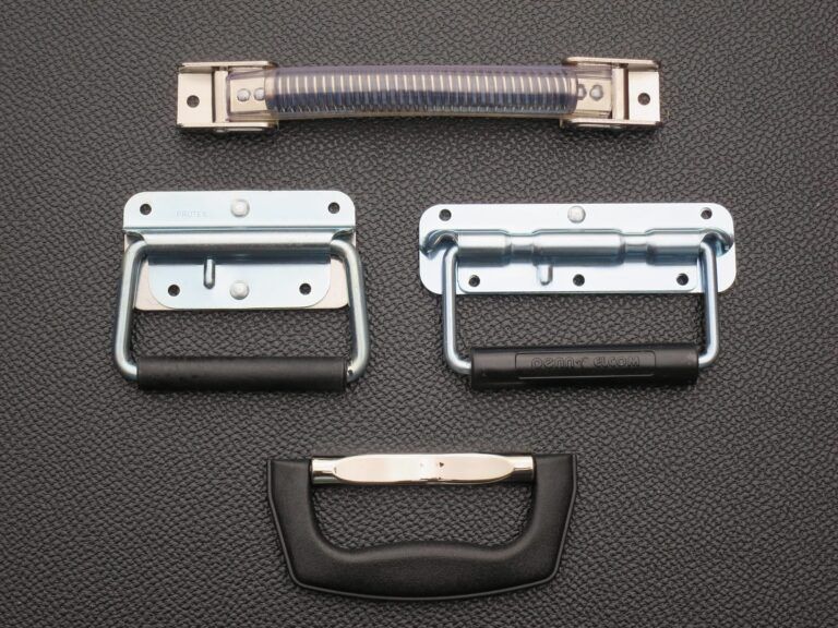 External custom case handles
